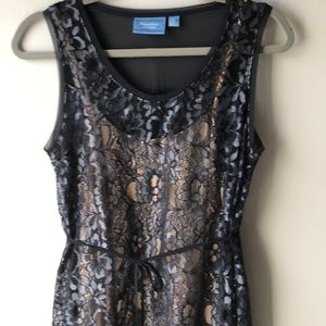 Simply Vera Wang / navy blue lace dress